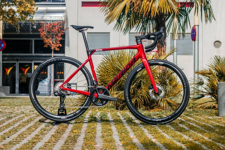 BICICLETA CARRETERA MERIDA SCULTURA 8000 2022 GRA-NEG