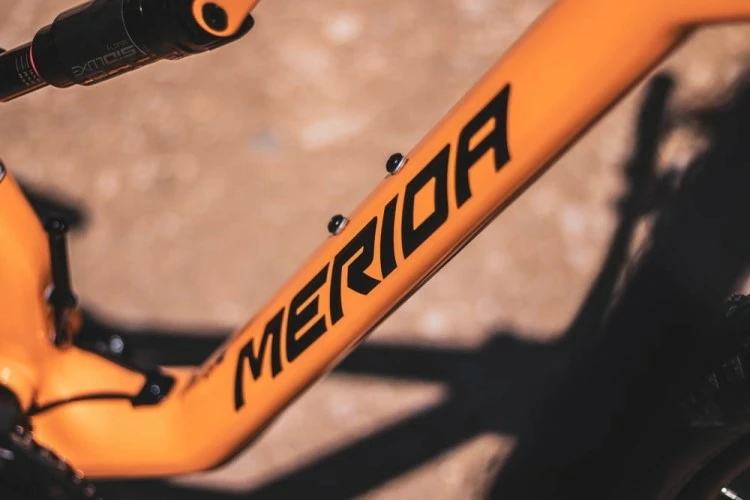 BICICLETA RALLY MERIDA NINETY SIX RC 5000 NAR-NEG - Imagen 2