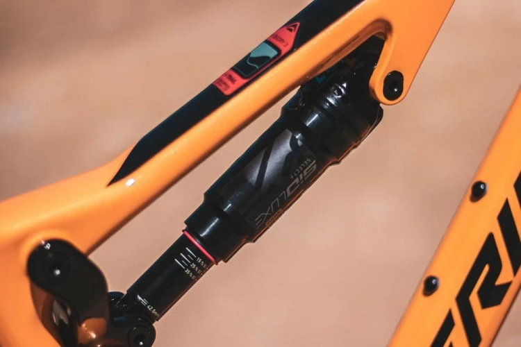 BICICLETA RALLY MERIDA NINETY SIX RC 5000 NAR-NEG - Imagen 6